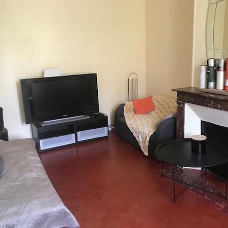 La Maison D'Amis Auneuil Exteriör bild